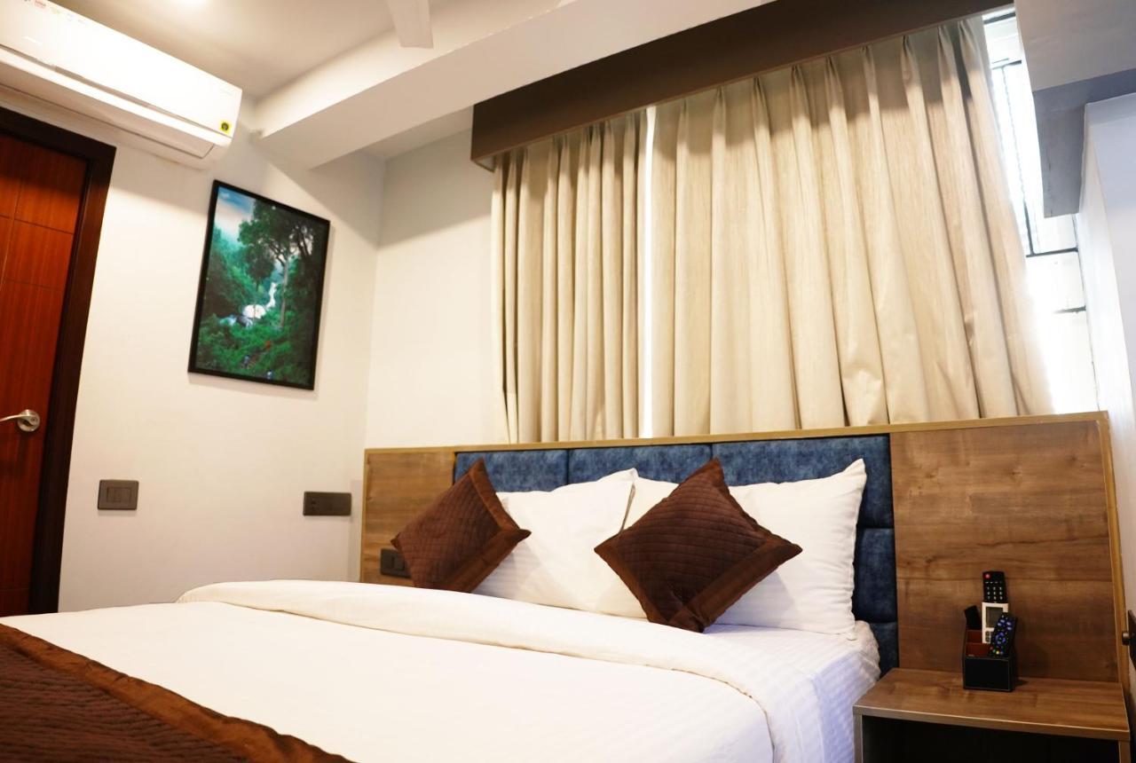 Dream Hotel - Richmond Bangalore Buitenkant foto